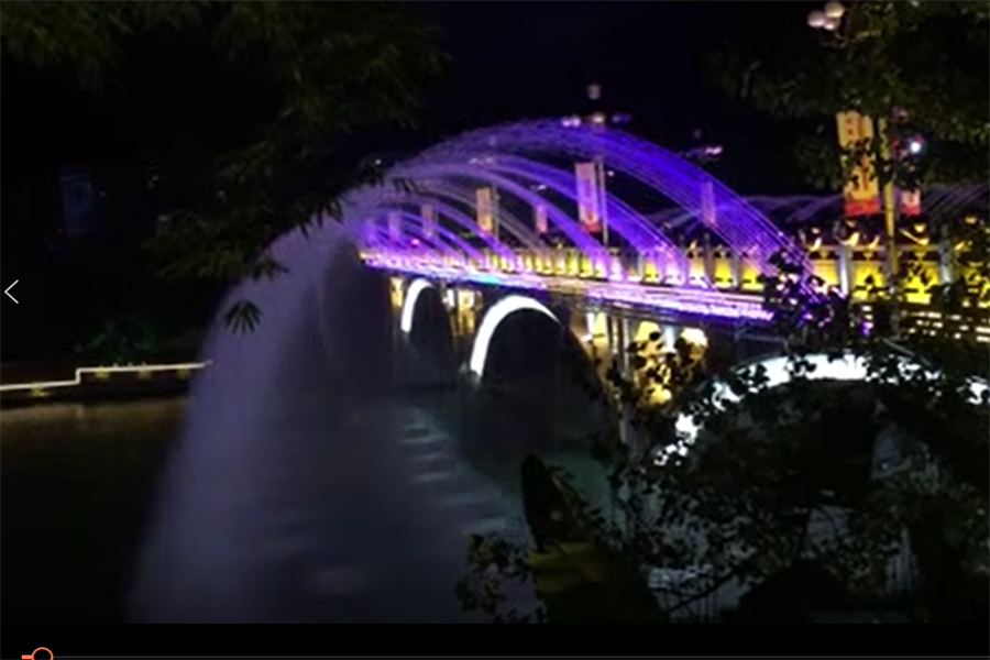 	凱里下司大橋橋體音樂(lè)噴泉